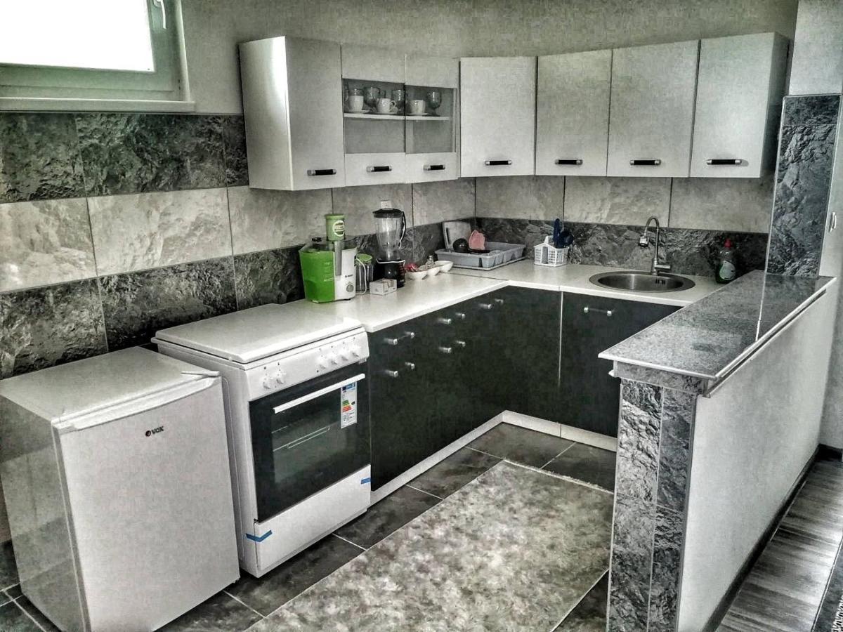 Apartman Visoko-Oaza Mira Ngoại thất bức ảnh